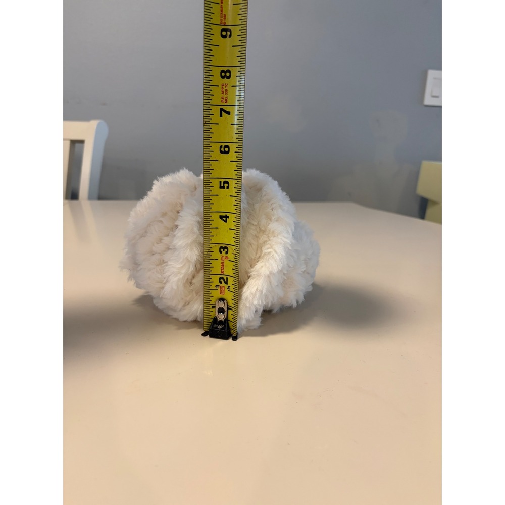Cream White Faux fur white yarn - Picture 3 of 3